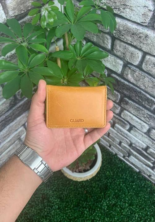 Sarı Mıknatıslı ve Kapaklı Mini Boy Hakiki Deri Kartlık Kartvizitlik - GRD251018WT1123