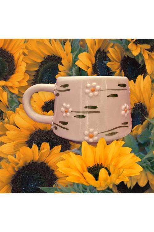 El Yapımı Papatya İşlemeli Kupa