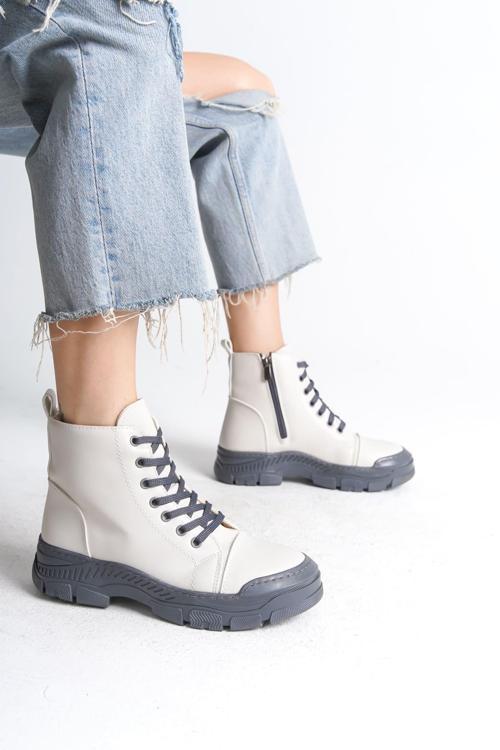 BLOOM Bağcıklı Fermuarlı Ortopedik Taban Kadın Bot  CGT - Krem