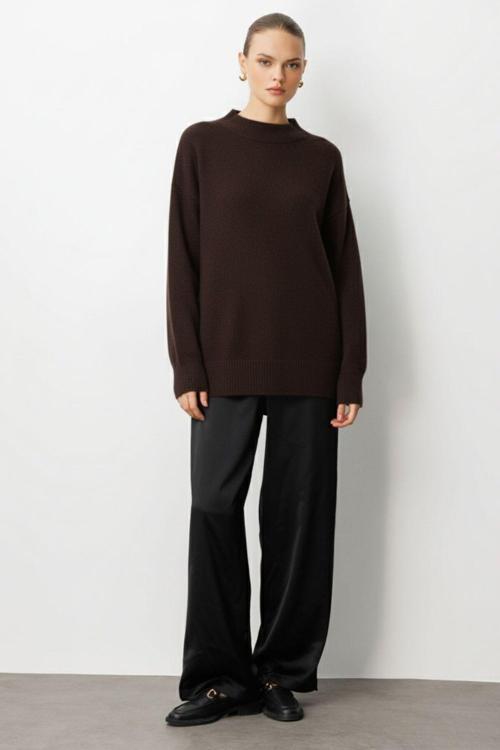 Basic Yarım Balıkçı Kahverengi Triko Kazak