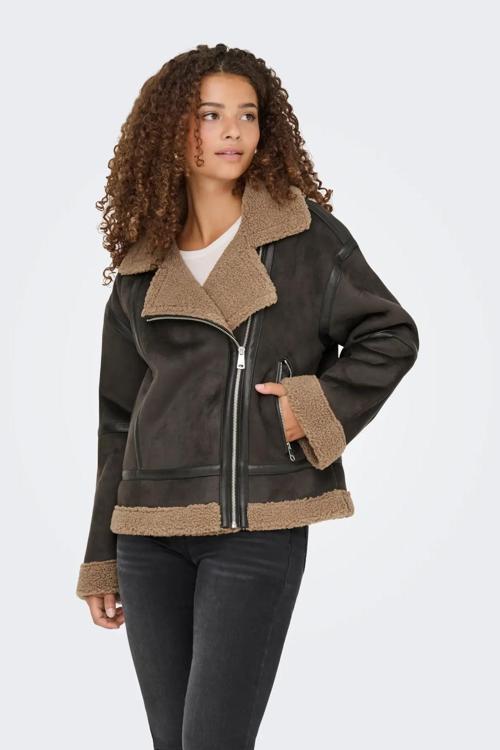 Kadın Onlkendra Yakası ve İçi Kürklü Süet Mont 15348991 Kahverengi