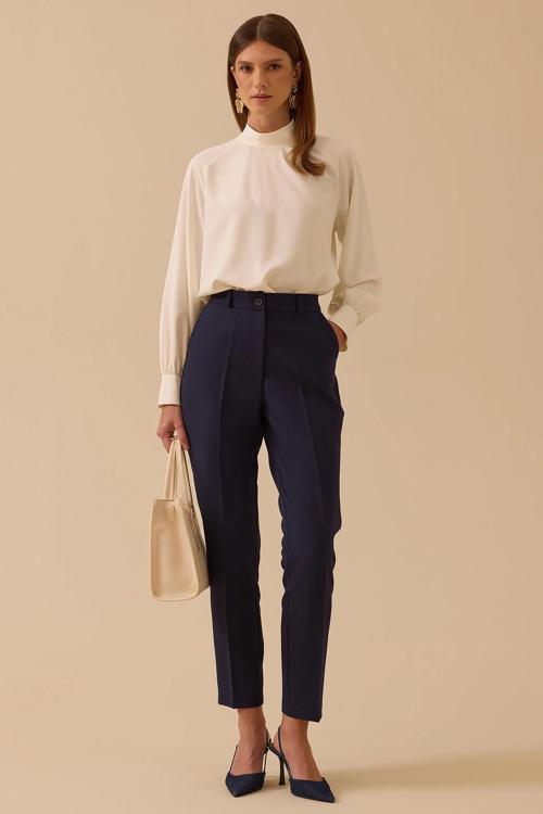 Kadın Cepli Bilek Boy Klasik Pantolon 0043 Lacivert