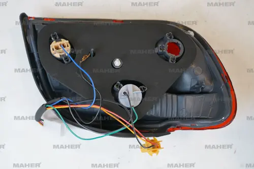 STOP LAMBASI YARIS 1999-2002 SAĞ 81560 52120