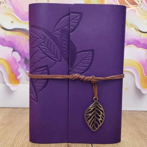 Yaprak Desenli Çizgisiz Deri Defter Mor
