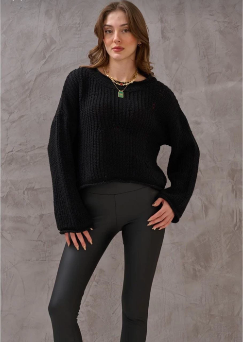 Salaş delik detaylı kazak siyah