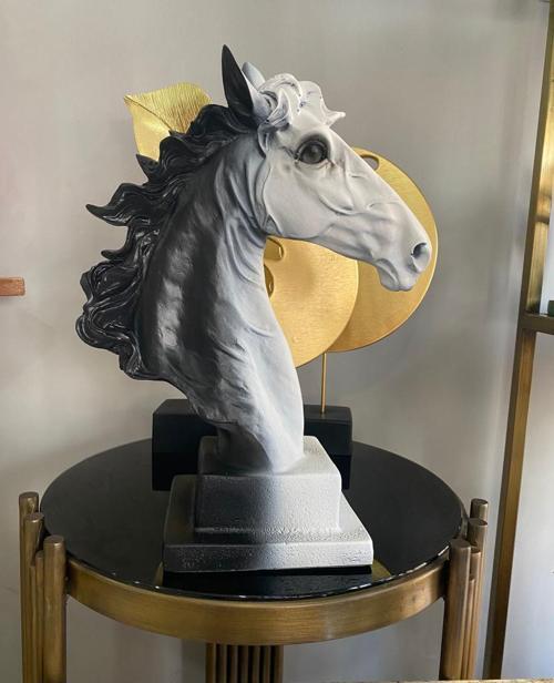 Dekoratif At Kafası Büst Büyük Boy Heykeli Kaideli 