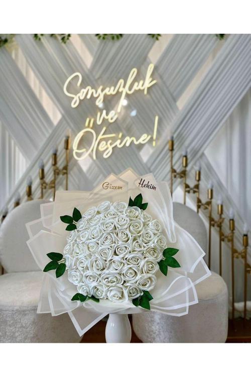 41’Li Beyaz Kadife Gül İsteme Söz Nişan Buketi