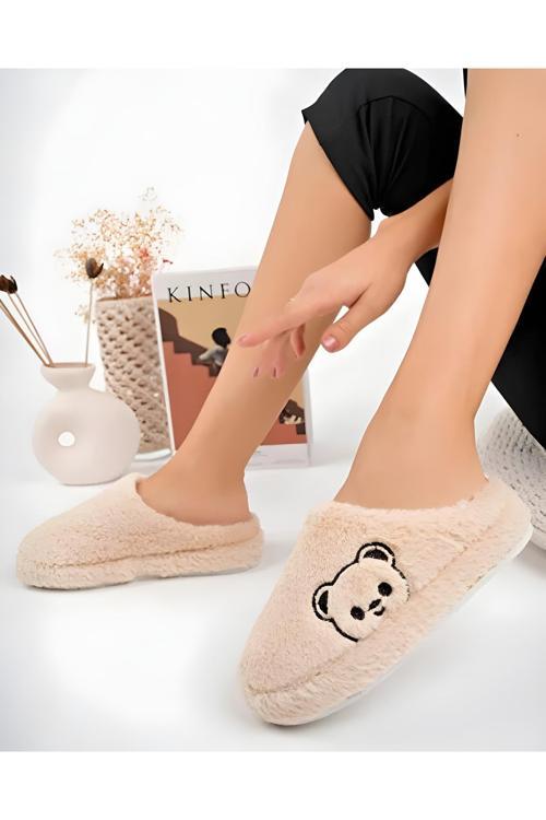 Ayıcık Nakışlı Ev Terliği