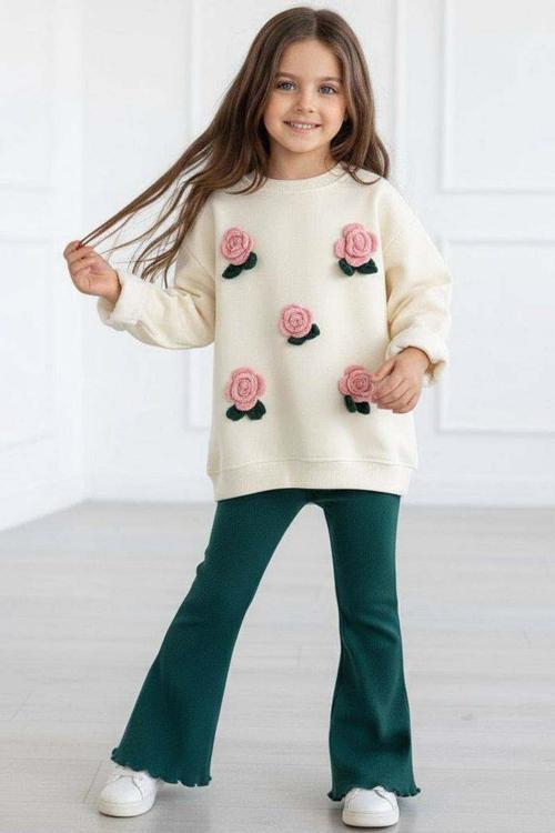 Kız Çocuk Üzeri Gül Figürlü 3 İplik Krem Kazak Bol Kesim Skuba Kumaş Alt Üst Takım
