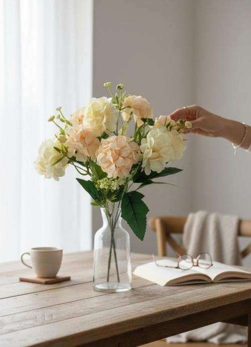 Yapay Çiçek Kartopu Krizantem Yavruağzı 5Dallı 10toplu Demet 30cm