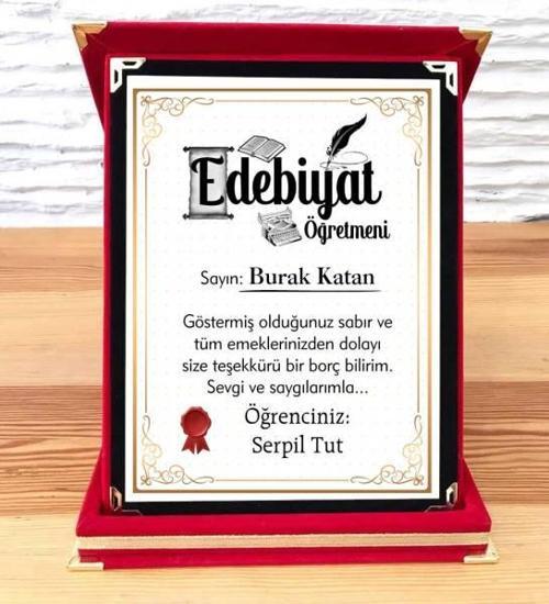 Edebiyat Öğretmenine Plaket
