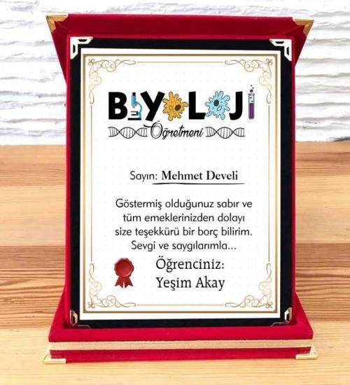 Biyoloji Öğretmenine Plaket