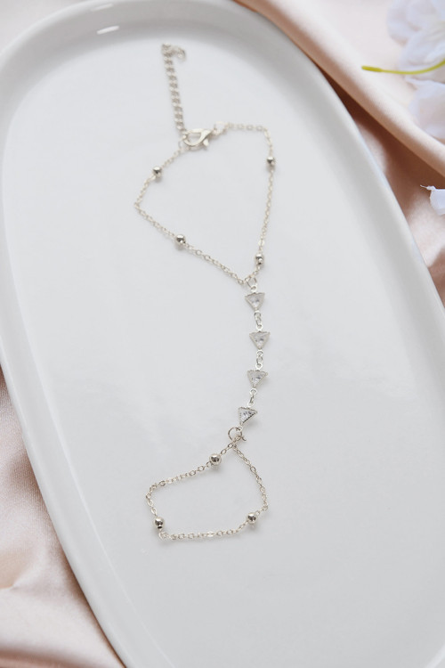 Silver Zirkon Taşlı Ucgen Şahmeran