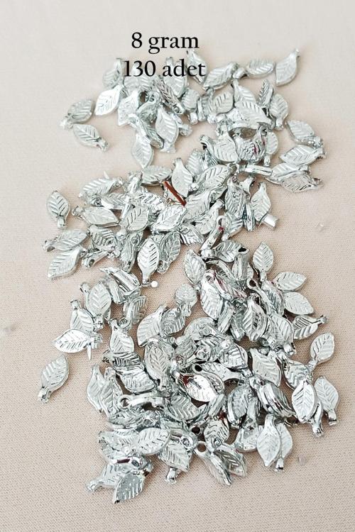 Oya Abiye Bileklik Kolye Pleksi Metalik Plastik Pul Gümüş Renk 8 gram 130 adet - BNC514
