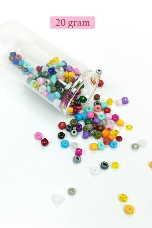 Dökme Cam Kum Boncuk Büyük Boy (6/0) 4 mm - 20 Gram - Karışık Renkli - BNC96
