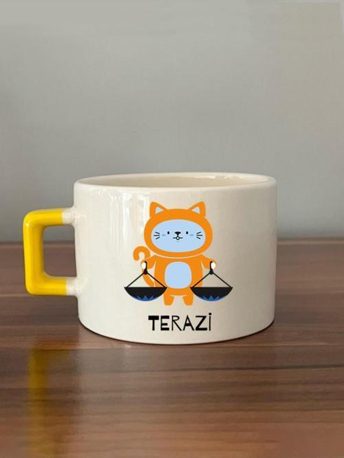 Terazi Burcu Ve Onla Alakalı Komik Açıklama Simgesi Baskılı Sarı Kulplu C Fincan