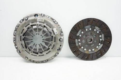 DEBRİYAJ SETİ BASKI DİSK KANGOO-CLIO 3-MEGANE-FLUENCE-LOGAN 3-MODUS-DUSTER-SCENIC -QASHQAI 1.5DCİK9K 302057505R 7701479062 C021000QAE