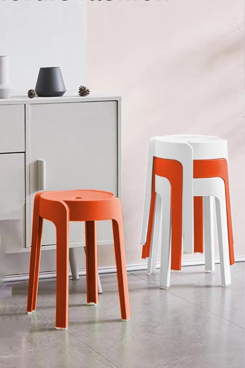 Kaymaz Ayaklı Dekoratif İç İçe Geçebilen Plastik Tabure Mutfak Bahçe Taburesi 4 Adet Turuncu