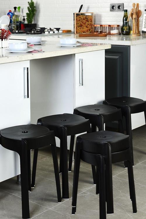 Kaymaz Ayaklı Dekoratif İç İçe Geçebilen Plastik Tabure Mutfak Bahçe Taburesi 6 Adet Siyah