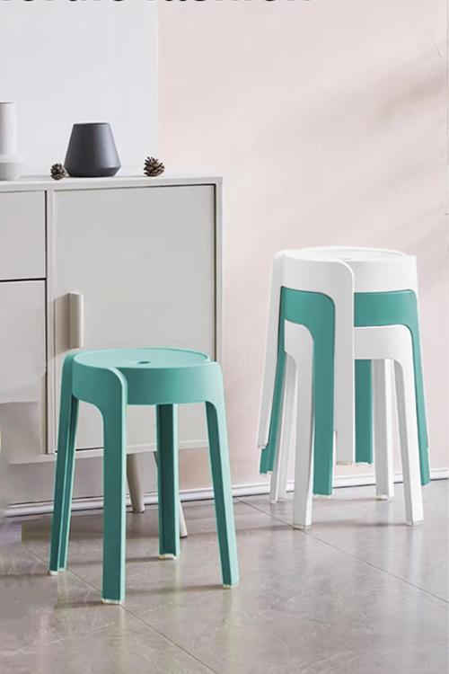 Kaymaz Ayaklı Dekoratif İç İçe Geçebilen Plastik Tabure Mutfak Bahçe Taburesi 4 Adet Yeşil Beyaz