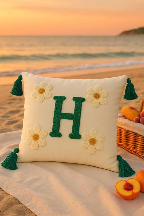 Punch Kırlent Kılıfı H Harfi