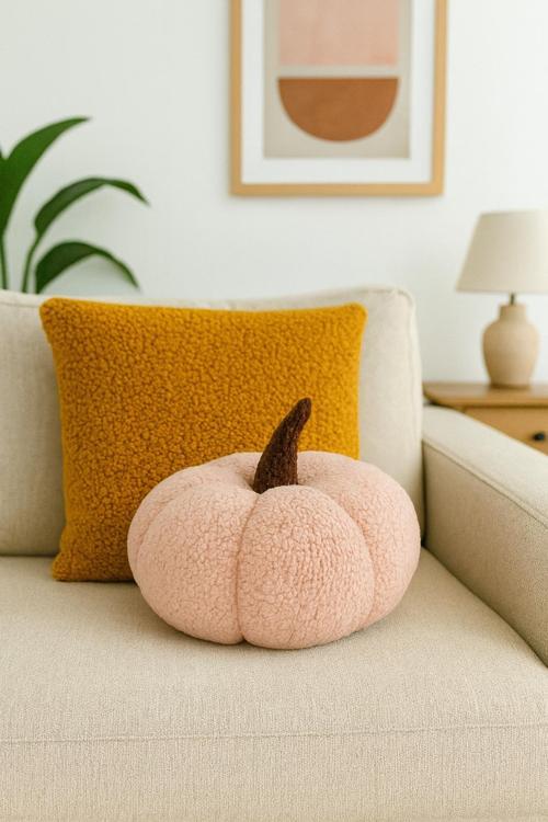 Teddy Dekoratif Balkabağı Yastık Ve İç Dolgulu Kırlent (Hardal Ve Pembe) -