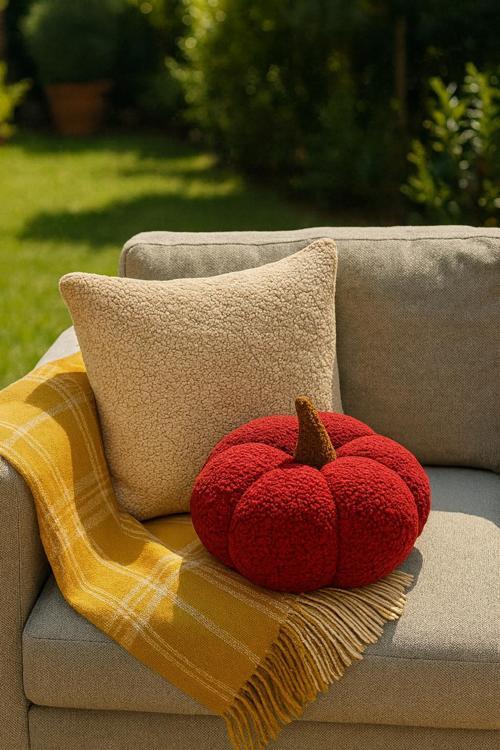 Teddy Dekoratif Balkabağı Yastık Ve İç Dolgulu Kırlent (Krem Ve Kırmızı -