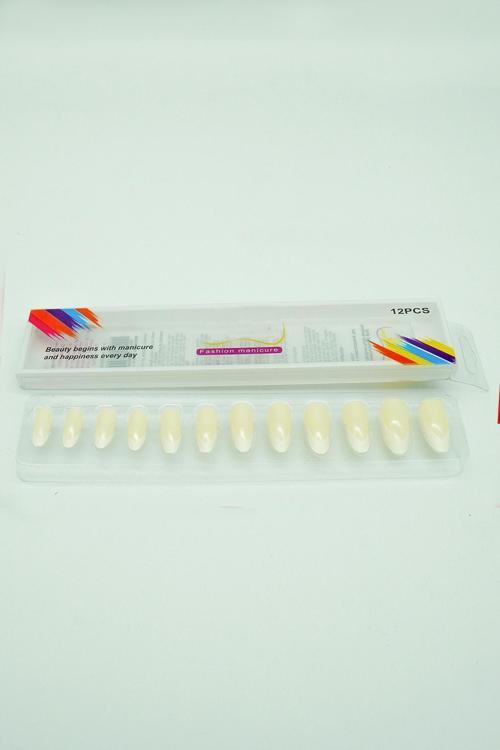 12 Adet Badem Tırnak Tak Ve Çık Kendinden Yapışkanlı Takma Tırnak Krem