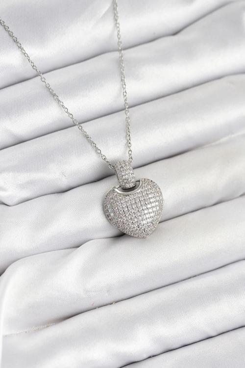 316L Çelik Zincir Gümüş Renk Zirkon Taşlı Kalpli Kadın Kolye