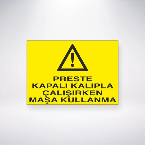 Preste Kapalı Kalıpla Çalışırken Maşa Kullanma Sticker 20X28 Cm