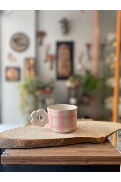 Pembe Çizgili Kupa