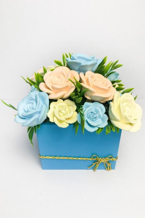 Baharın Renkli Gülleri Kokulu Taş Aranjmanı