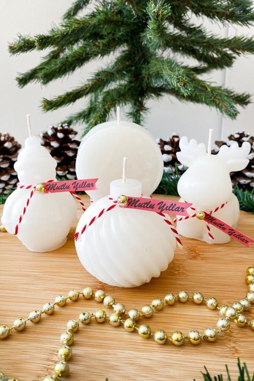 Mutlu Yıllar El Yapımı Yılbaşı Temalı Figürler 4'Lü Kokulu Mum Hediye Seti