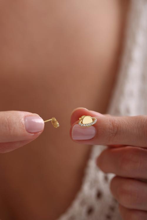 925 Ayar Gümüş Gold Kaplama Minik Beyaz Zirkon Taşlı Gezegen Küpe