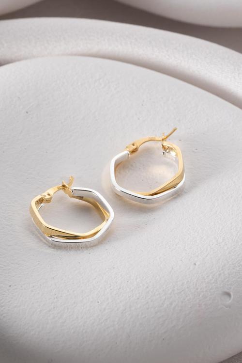 925 Ayar Gümüş Çift Renk Köşeli Beşgen Şarnel Küpe