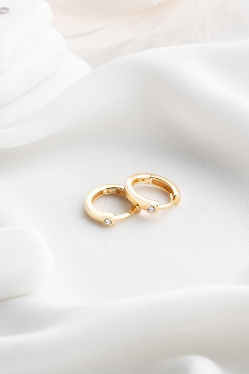 925 Ayar Gümüş Gold Kaplama Tektaş Detay 15 mm Halka Küpe