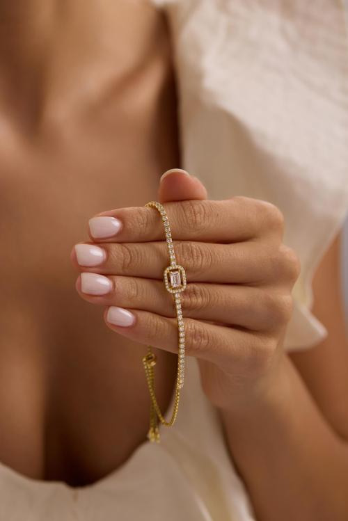 925 Ayar Gümüş Gold Kaplama Ayarlanabilir Asansörlü Su Yolu Baget Taşlı Tektaş Bileklik