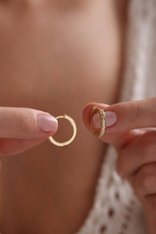 925 Ayar Gümüş Gold Kaplama Zirkon Taşlı 15 Mm Halka Küpe