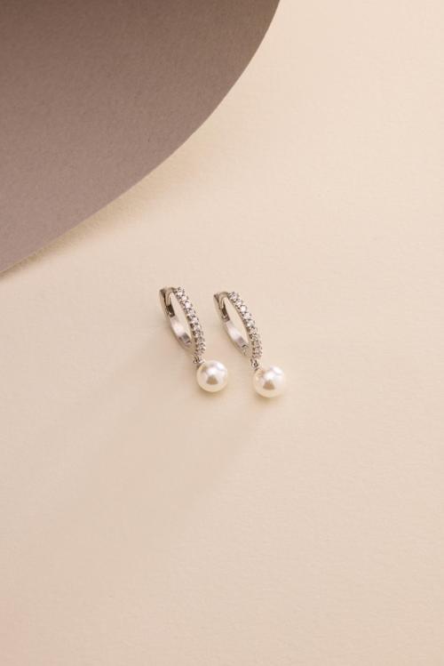 925 Ayar Gümüş Rodyum Kaplama 15 mm Halka İncili Küpe