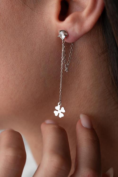 925 Ayar Gümüş Rodyum Kaplama 5 Mm Tektaş Sallantılı Zincir Dört Yapraklı Yonca Küpe