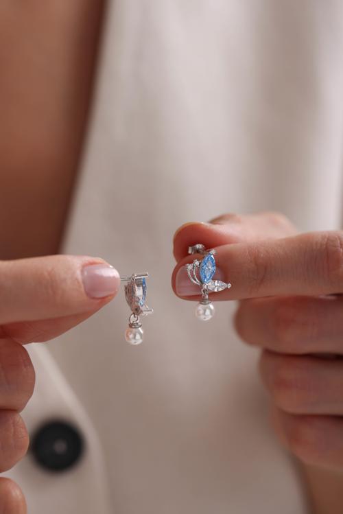 925 Ayar Gümüş Rodyum Kaplama İncili Aquamarin Taşlı Kelebek Küpe