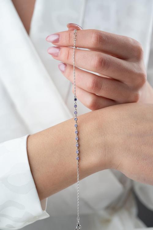 925 Ayar Gümüş Rodyum Kaplama Minik Sıralı Mor Zirkon Taşlı Bileklik
