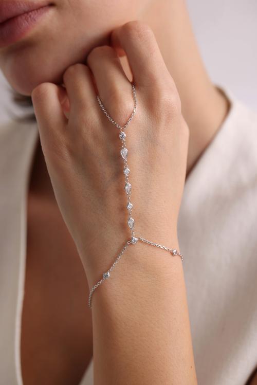 925 Ayar Gümüş Rodyum Kaplama Beyaz Damla Taşlı Şahmeran Bileklik 