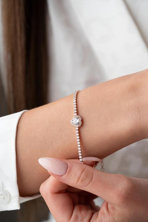 925 Ayar Gümüş Rose Kaplama Beyaz Taşlı Kalp 2 mm Zirkon Taşlı Suyolu Bileklik 