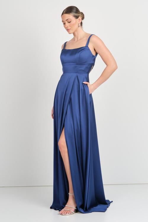 Kadın Kare Yaka Sırt Detaylı Maxi Boy Saten Abiye Elbise 7089 K.İndıgo