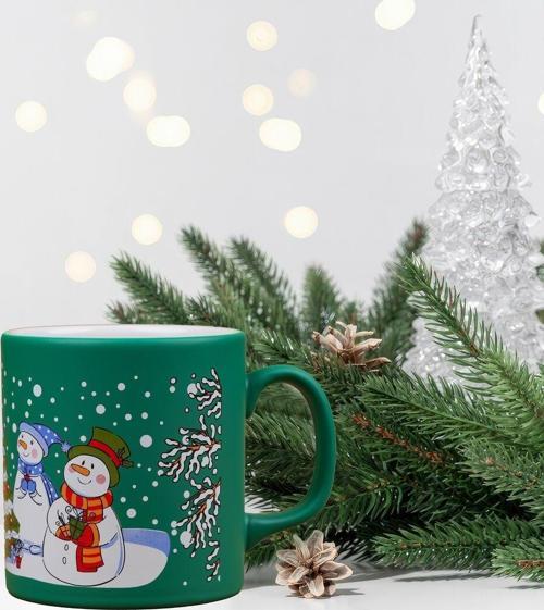 Yeşil Kardan Adamlar Seramik Kupa