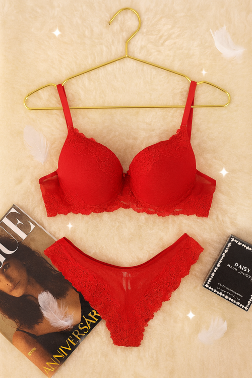 Kırmızı Dantel Detaylı Push Up Sütyen Takımı