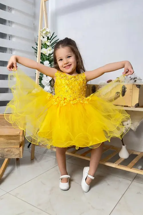 Kız Çocuk Kabarık Etekli Elbise Inci Detaylı