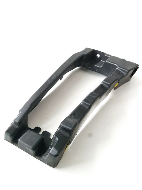 opel combo- 2024-2025 arka tampon bağlantı braketi sol Oem No (9816808580)