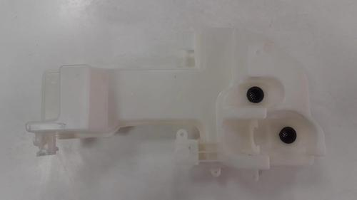 ford transit- v363- 2014-2019  ön cam su bıdonu/deposu (çıft motor gırıslı) Oem No (BK2113C087AC)